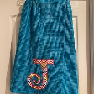 Monogrammed J cotton waffle weave wrap
